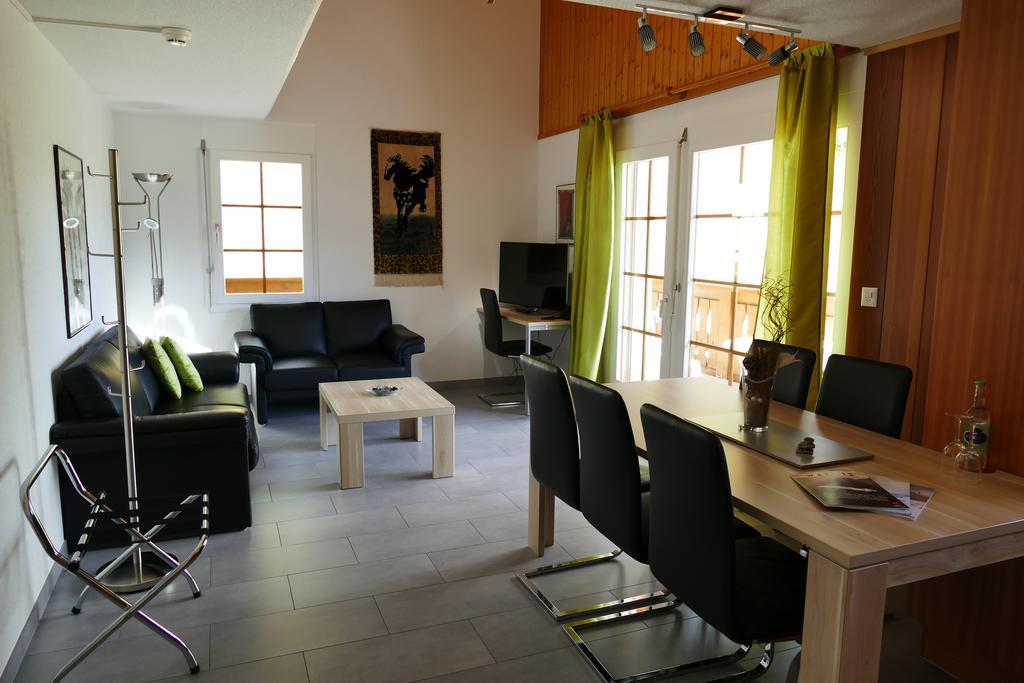 Apartments Castle Goms Екстер'єр фото
