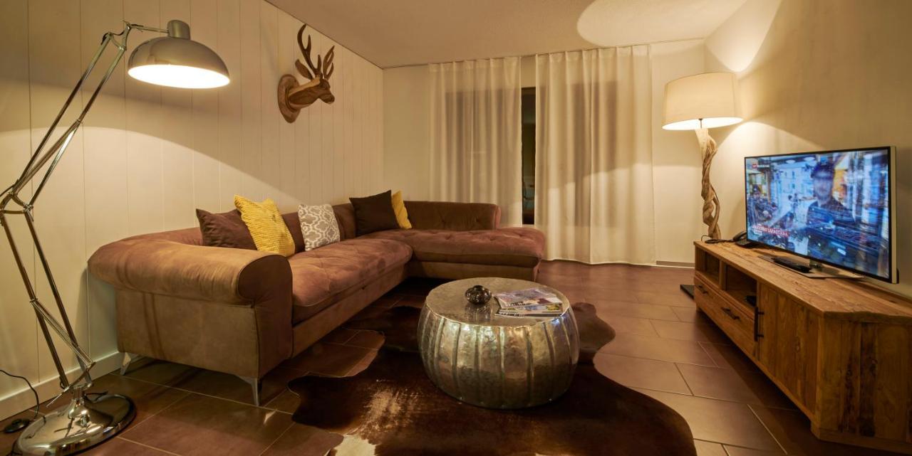 Apartments Castle Goms Екстер'єр фото